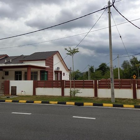 Homestay Zaki D'哲瑞克 外观 照片